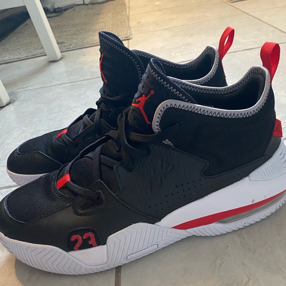 Size 11.5 men’s jump man Jordan’s